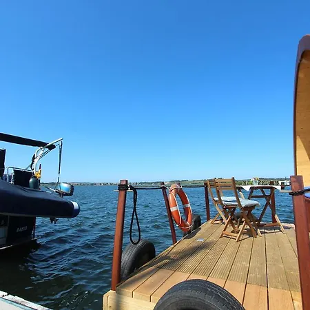 Hausbooturlaub In Gager Auf Rugen Botel
